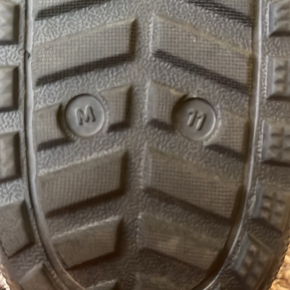 Men’s black Crocs - Picture 6 of 6